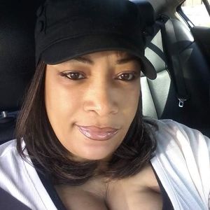 Meet your Posher, Kiki